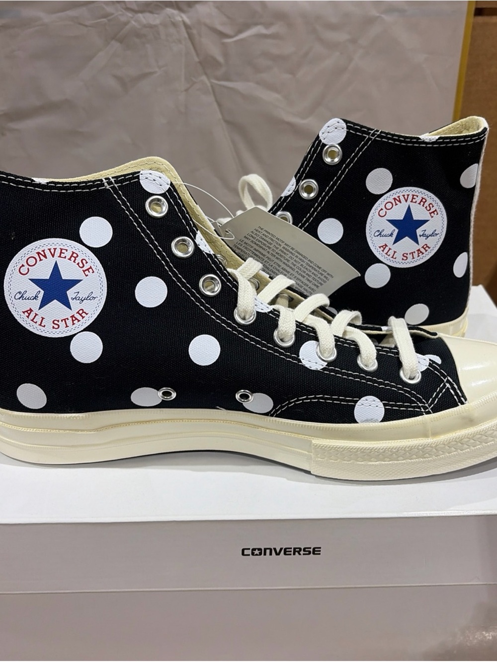 Converse PLAY White Red Heart Logo Shoe Box